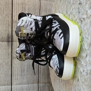 Cougar Black/White Printed Winter Boots, Women's Size 6, New With Tags